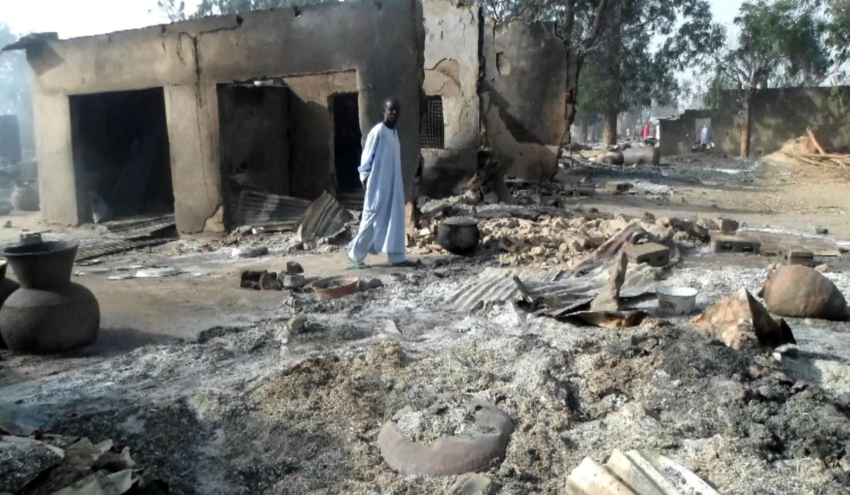 У Нігерії стався шокуючий напад бойовиків У Нігерії стався шокуючий напад бойовиків