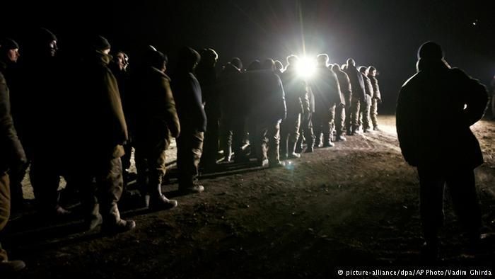 Бойовики заблокували звільнення полонених і продовжують безпідставні арешти, — нардеп Бойовики заблокували звільнення полонених і продовжують безпідставні арешти, — нардеп