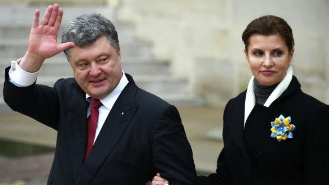 Порошенко признался, что подарил женщине на день рождения