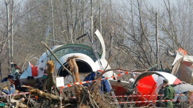 Польща відновлює розслідування загибелі президента Качинського Польща відновлює розслідування загибелі президента Качинського