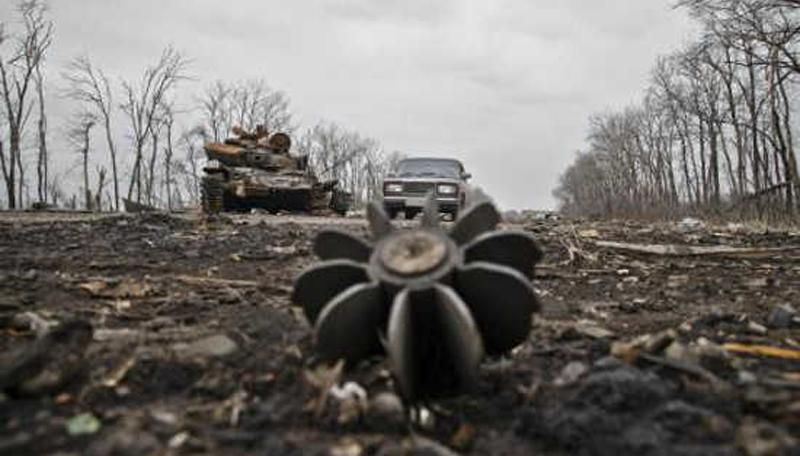 Под Мариуполем произошло прямое боестолкновение сил АТО с террористами Под Мариуполем произошло прямое боестолкновение сил АТО с террористами