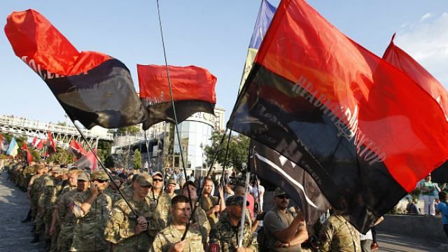 ДУК "Правий сектор" є незаконним збройним формуванням, — Матіос ДУК "Правий сектор" є незаконним збройним формуванням, — Матіос