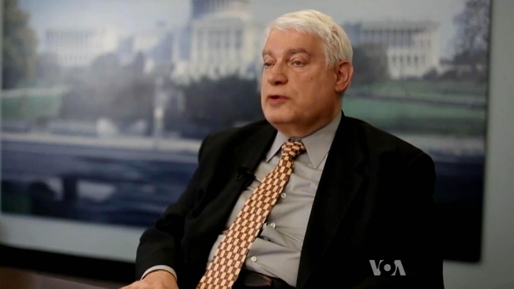 Россия хочет вынудить Украину к политическому самоубийству, — эксперт Россия хочет вынудить Украину к политическому самоубийству, — эксперт