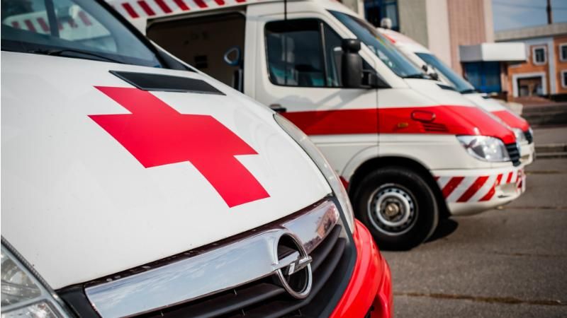 Страшна аварія у Харкові: "швидка" зіткнулася з автобусом, є жертви Страшна аварія у Харкові: "швидка" зіткнулася з автобусом, є жертви