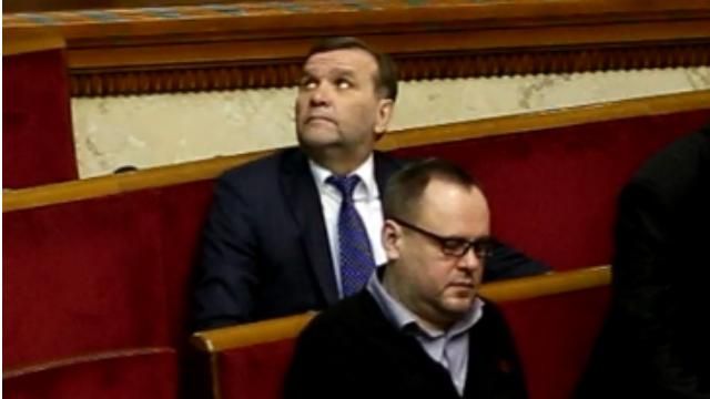 Як нардепи віртуозно кнопкодавили: опубліковане відео Як нардепи віртуозно кнопкодавили: опубліковане відео