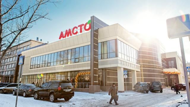 Бойовики вкрали кілька мільйонів з супермаркету Новинського в Донецьку Бойовики вкрали кілька мільйонів з супермаркету Новинського в Донецьку