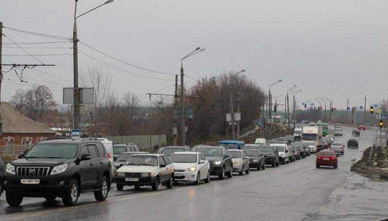 В зоне АТО закрывают дорожный коридор В зоне АТО закрывают дорожный коридор