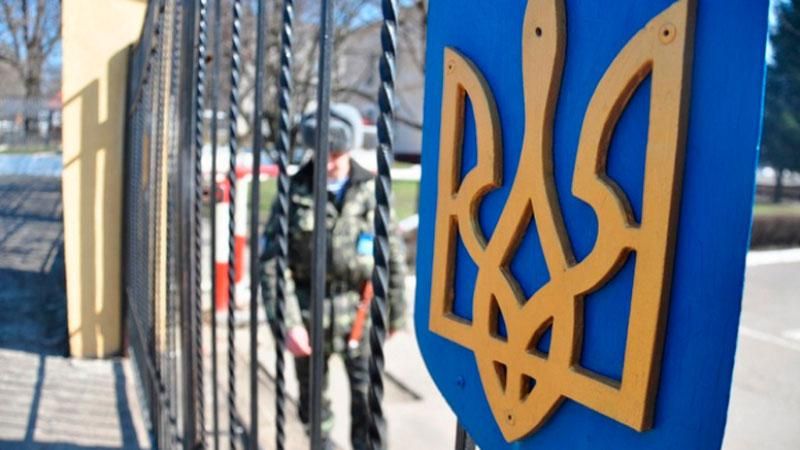 Офицер застрелил солдата в военной части Офицер застрелил солдата в военной части