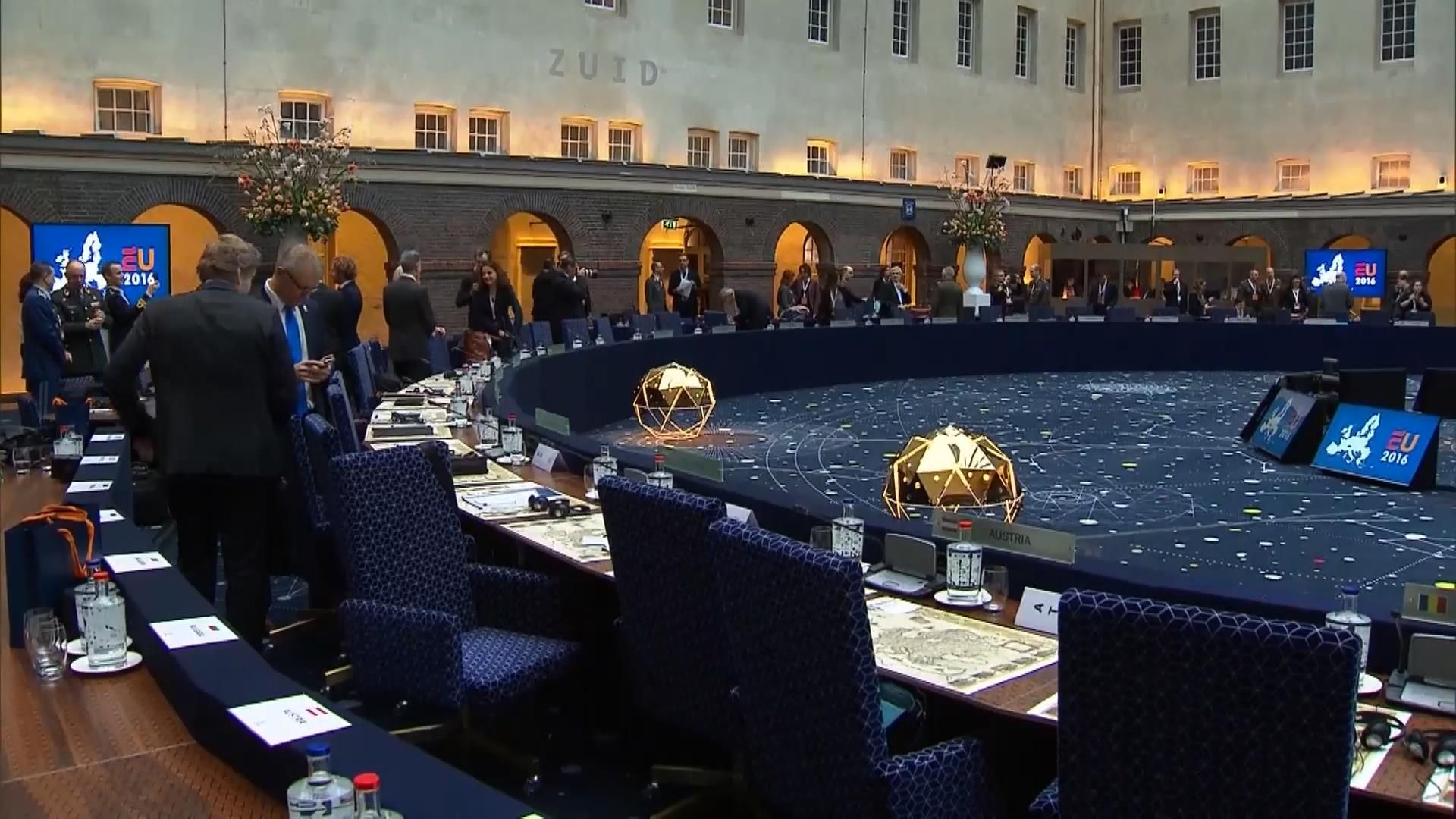 Росія зриває мирні переговори по Сирії, — генсек НАТО Росія зриває мирні переговори по Сирії, — генсек НАТО