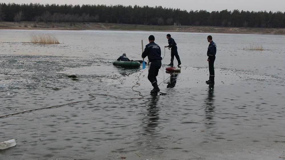 Трагедія на Луганщині: п'ятеро дітей провалилось на озері під кригу