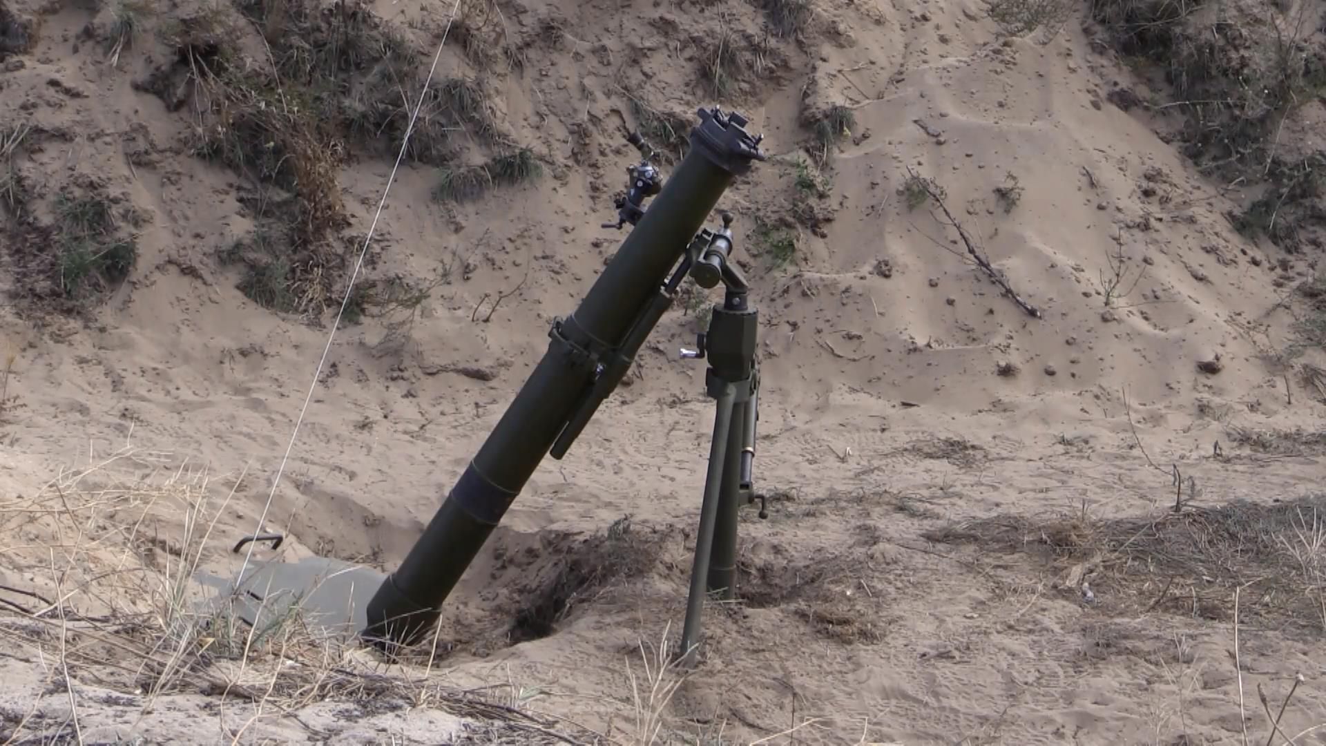 Українських військових озброять сучасними мінометами "Молот"