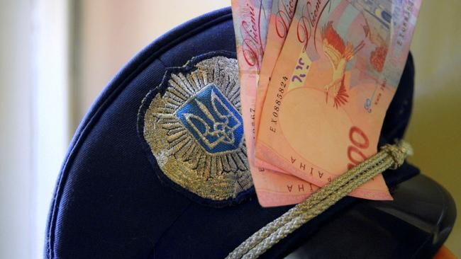 Деканоідзе пообіцяла перевиховати "дрібних злодіїв" зі старої міліції Деканоідзе пообіцяла перевиховати "дрібних злодіїв" зі старої міліції