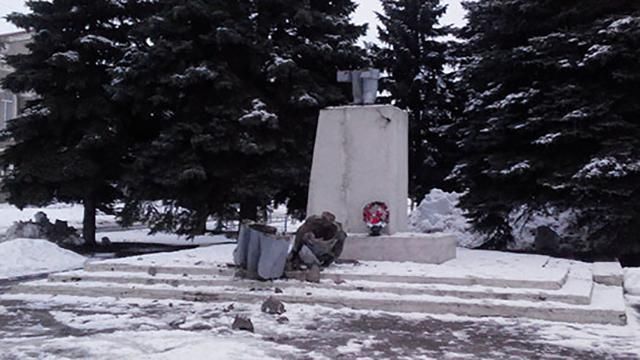 В Харьковской области от Ленина остались только ноги