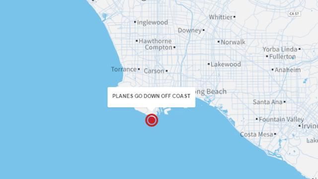 Два самолета столкнулись возле Лос-Анджелеса и упали в океан