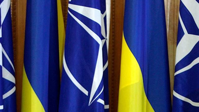 НАТО наступного тижня збереться, щоб обговорити допомогу Україні НАТО наступного тижня збереться, щоб обговорити допомогу Україні