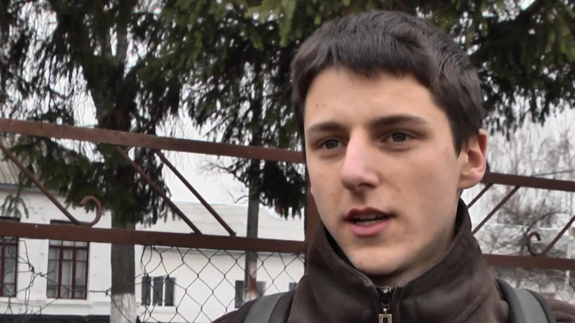 Довгий шлях до громадянства: як хлопець з Росії воює за український паспорт Довгий шлях до громадянства: як хлопець з Росії воює за український паспорт