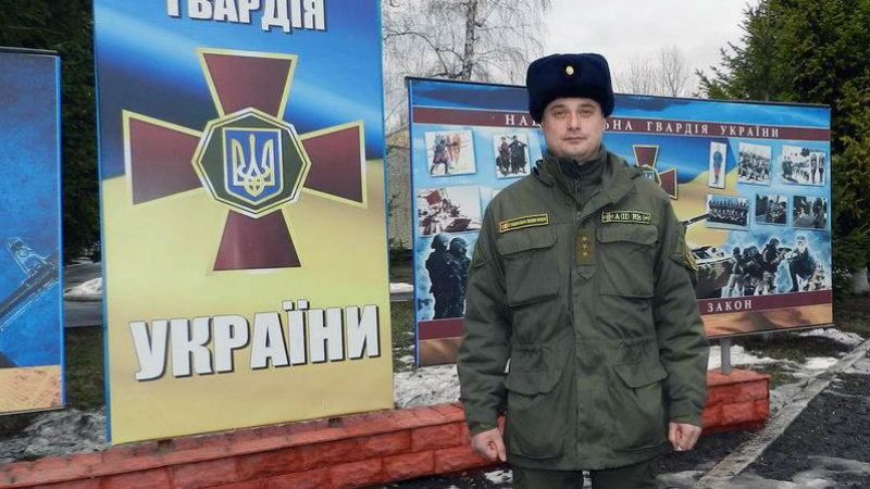 Боєць власноруч знешкодив грабіжників, що хотіли обчистити квартиру Боєць власноруч знешкодив грабіжників, що хотіли обчистити квартиру