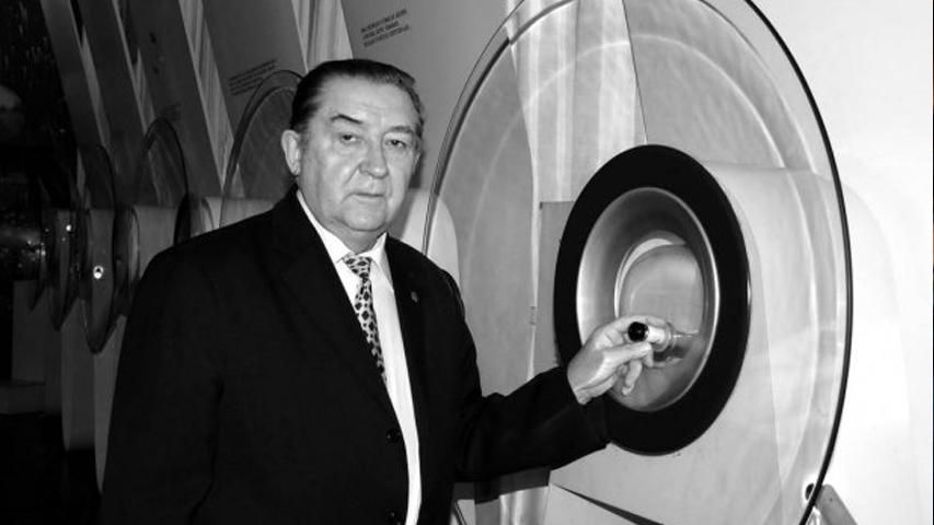 Николай Сядристый — лучший миниатюрист мира Николай Сядристый — лучший миниатюрист мира