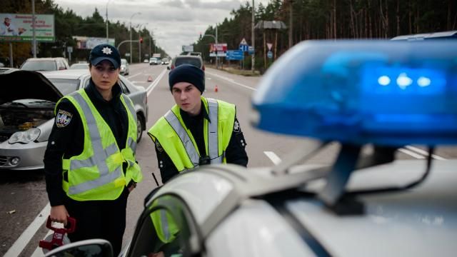 Полицейская авария в Днепропетровске: пострадал патрульный