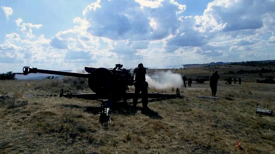 Терористи з'ясовують стосунки між собою за допомогою артилерії на Луганщині