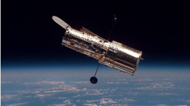 Телескоп Hubble сделал фото удивительной голубой туманности