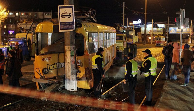 В Одесі трамвай розбився об стовп