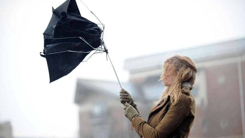 На Україну насувається потужний шторм і зливи На Україну насувається потужний шторм і зливи