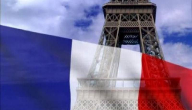 За терроризм во Франции будут забирать гражданство