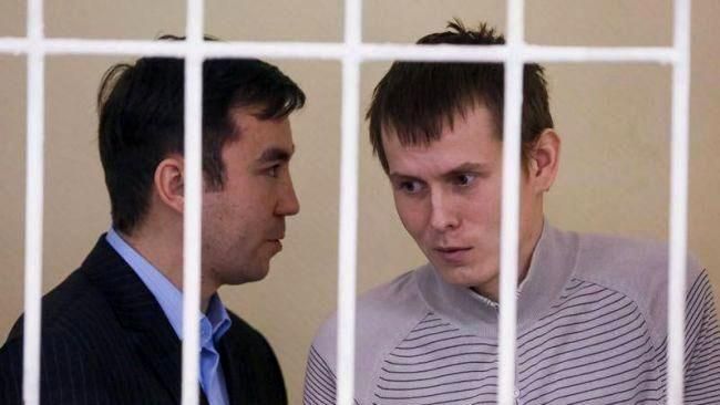 Рассмотрение дела российских ГРУшников перенесли — адвокаты требуют допросить судмедэксперта Рассмотрение дела российских ГРУшников перенесли — адвокаты требуют допросить судмедэксперта