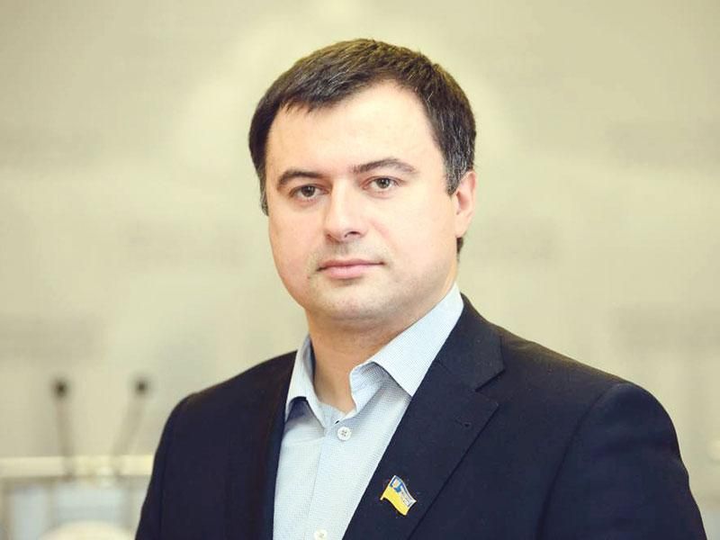 Делом против Семенченко нас заставляют голосовать за новую Конституцию, — нардеп