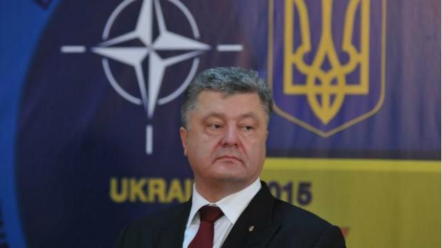Порошенко підписав програму співпраці України з НАТО 