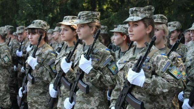 Не слабый пол: сколько женщин служит в рядах ВСУ Не слабый пол: сколько женщин служит в рядах ВСУ