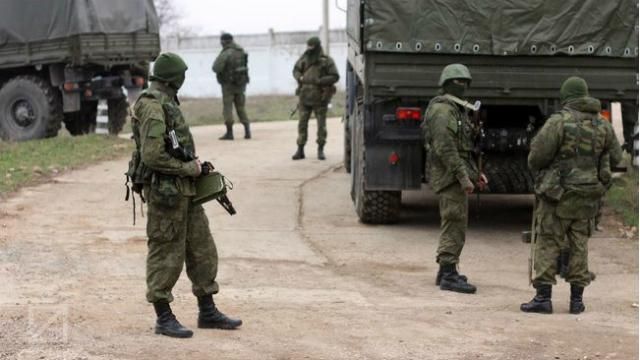 Самолеты летают пачками, — очевидцы о военной технике в Крыму