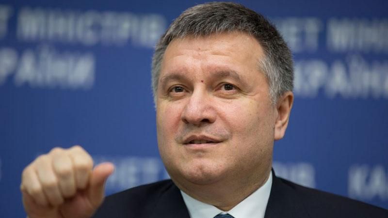 Аваков о скандальной закупке: пусть прокуратура проверит и посадит виновного Аваков о скандальной закупке: пусть прокуратура проверит и посадит виновного