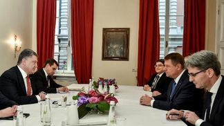 Президенти України та Румунії хочуть скасувати плату за візи