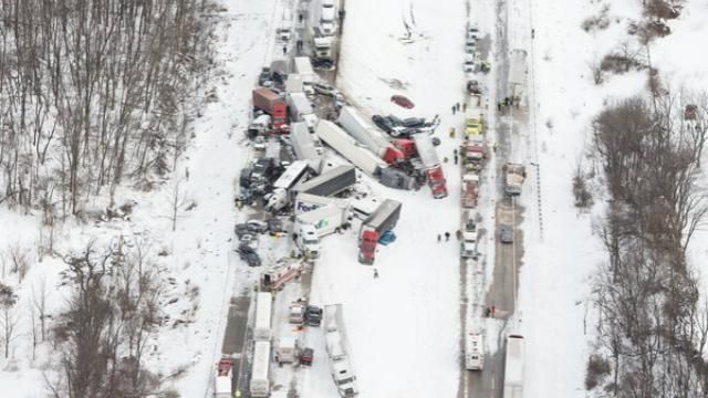 У фатальній ДТП в Пенсильванії зіткнулись понад 50 машин — є жертви 