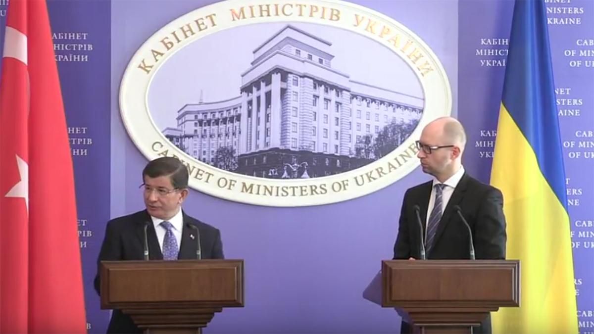 Після Грузії, України та Сирії Кремль націлився на ще одну країну, — турецький прем'єр Після Грузії, України та Сирії Кремль націлився на ще одну країну, — турецький прем'єр