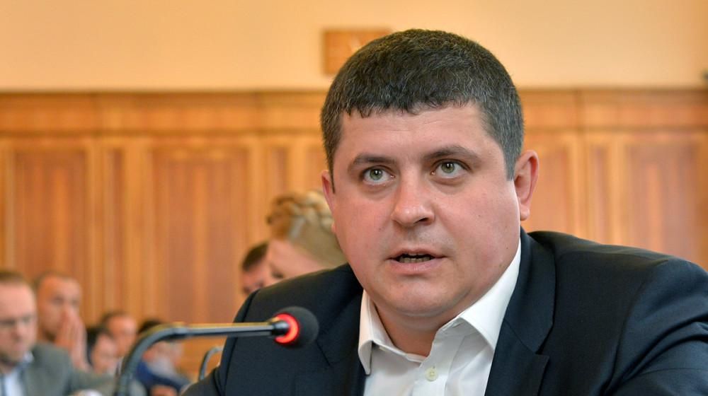 Бурбак: "Народный фронт" единодушно поддерживает правительство и премьер-министра