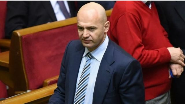 Кононенко готов сложить мандат, — СМИ Кононенко готов сложить мандат, — СМИ