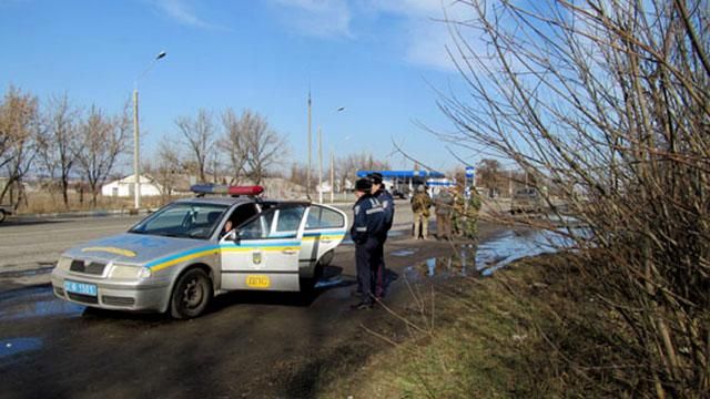 Полиция и бойцы устроили перестрелку в Донецкой области