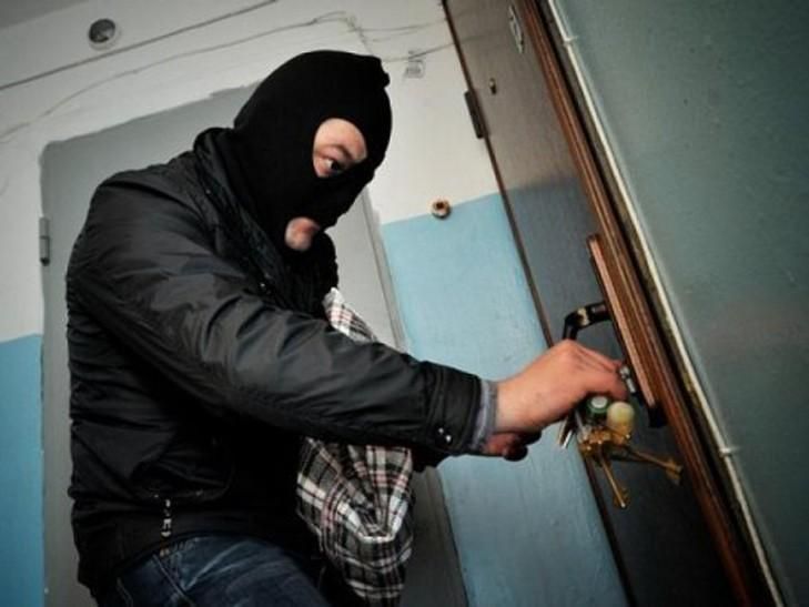 Крадіжки у Києві зросли  в рази:  спеціалісти радять, як вберегти майно