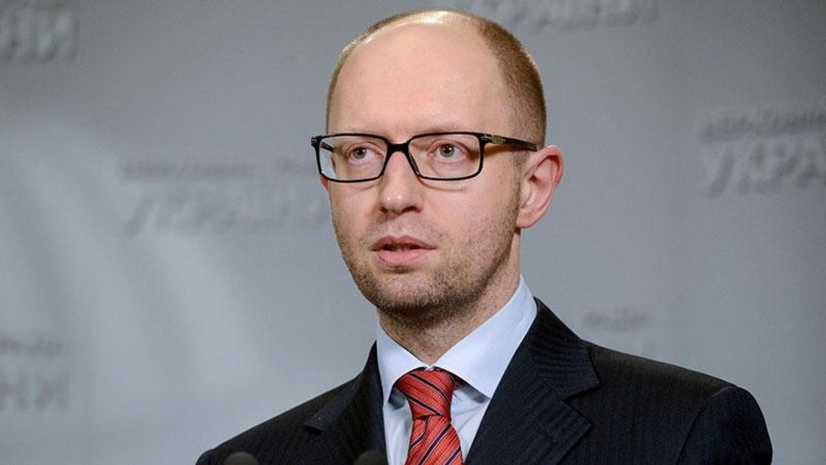 Рада не отправила правительство Яценюка в отставку Рада не отправила правительство Яценюка в отставку