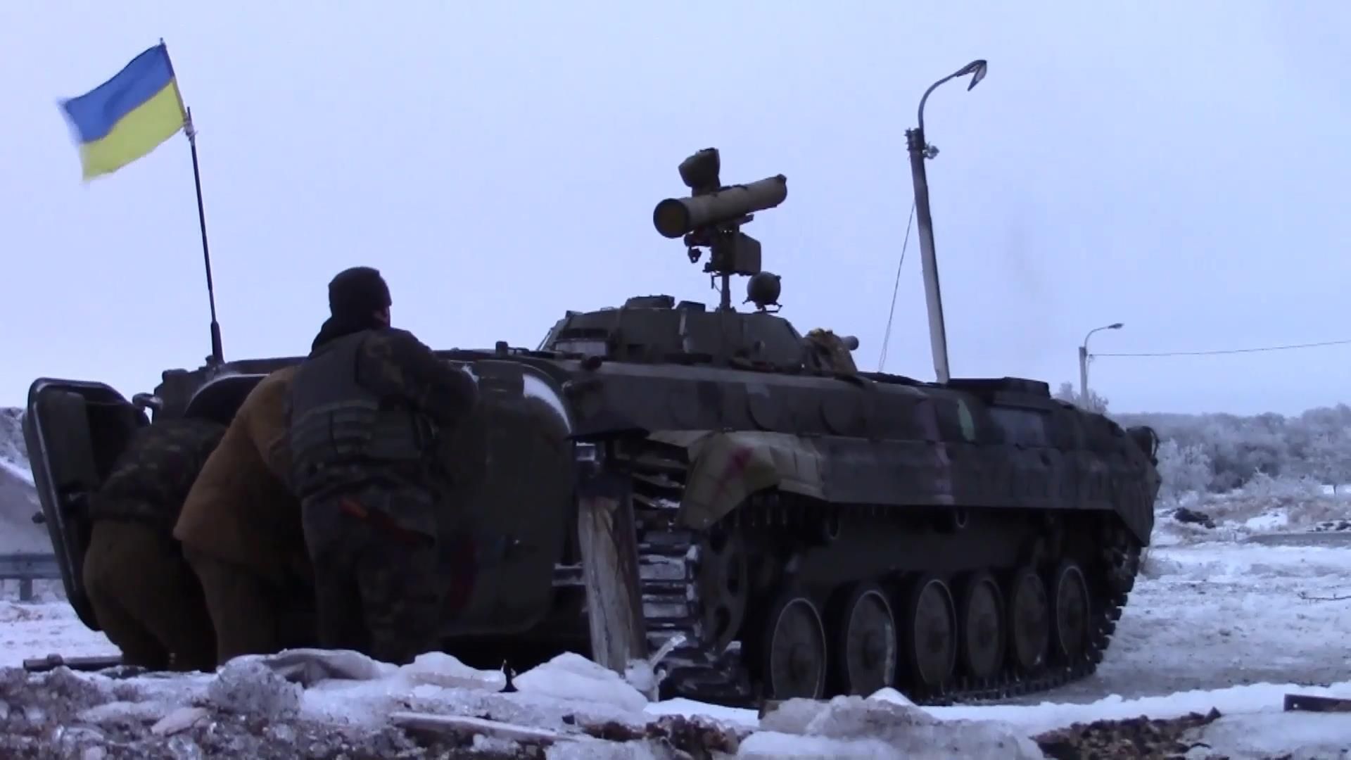 Непобедимый танковый батальон "Зверобой" показал, как проводит тактические маневры Непобедимый танковый батальон "Зверобой" показал, как проводит тактические маневры