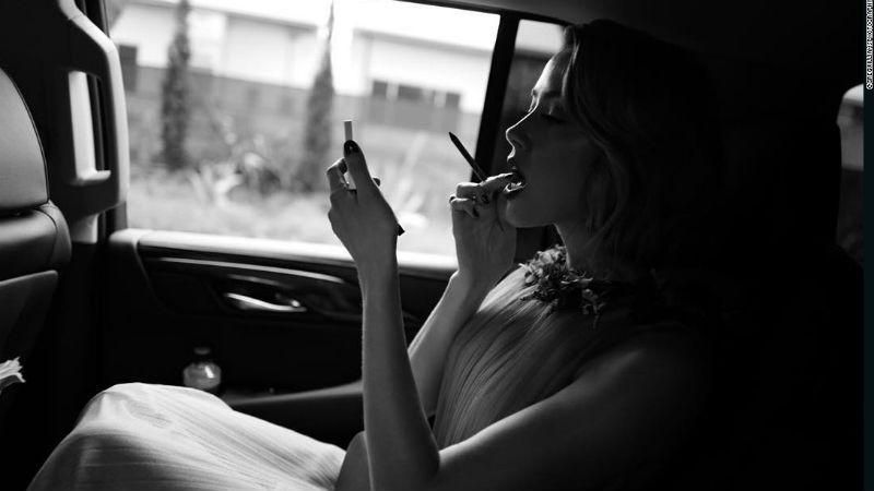 Щирі та відверті: серія фотографій про закулісне життя голлівудських зірок Щирі та відверті: серія фотографій про закулісне життя голлівудських зірок