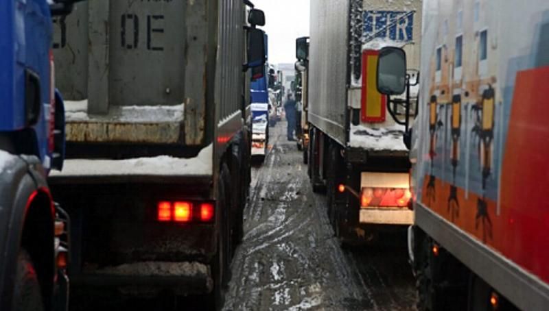 Россия разблокировала движение украинских грузовиков, которые едут домой