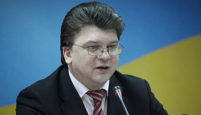 Министр от "Батькивщины" решил остаться в правительстве Министр от "Батькивщины" решил остаться в правительстве