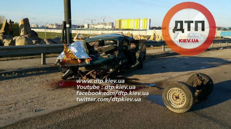 Toyota влетіла у ВАЗ: водія розірвало на шматки (18+)