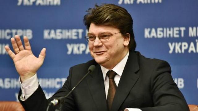 "Народний фронт" заступився за міністра, якого вигнали з "Батьківщини"