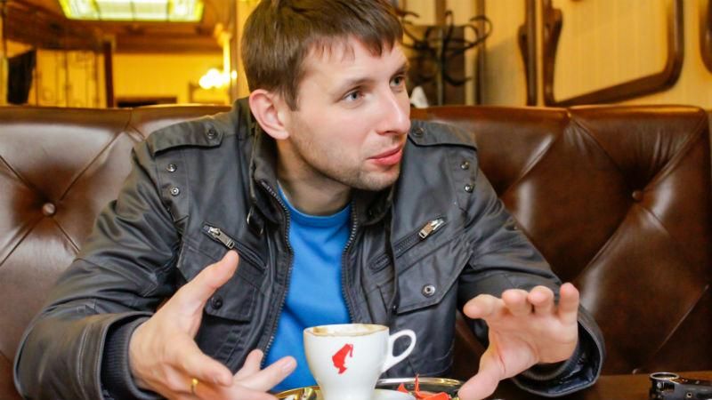 Парасюк пояснив, чому депутати прогуляюють засідання Ради Парасюк пояснив, чому депутати прогуляюють засідання Ради