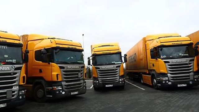 Російські вантажівки "випустять з полону" з Буковини Російські вантажівки "випустять з полону" з Буковини